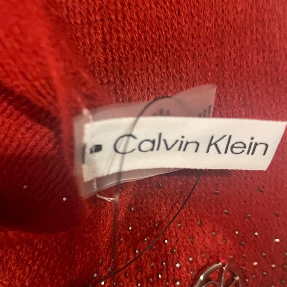 Calvin Klein Red Scarf and Time and Tru‎ gloves set - Picture 5 of 6